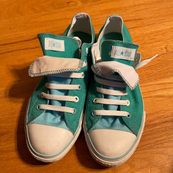 Converse - Picture 1 of 4